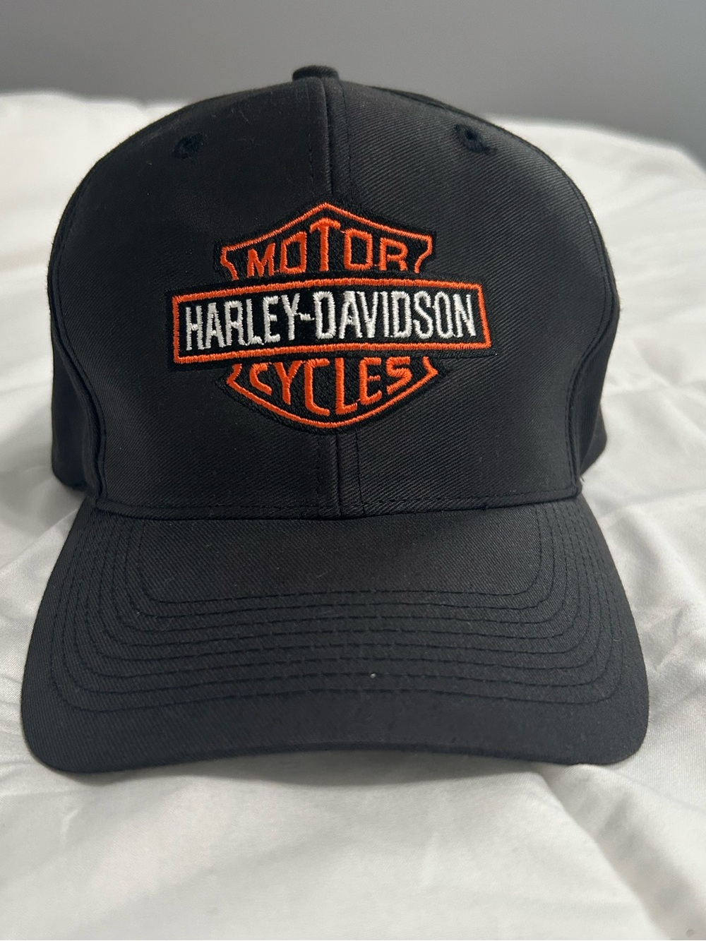 Y2K Harley Davidson Bar & Shield Snapback Hat Black Embroidered Trucker Cap